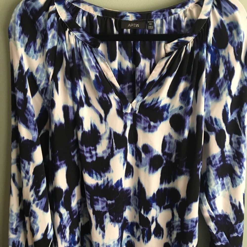 Long sleeve light weight blouse